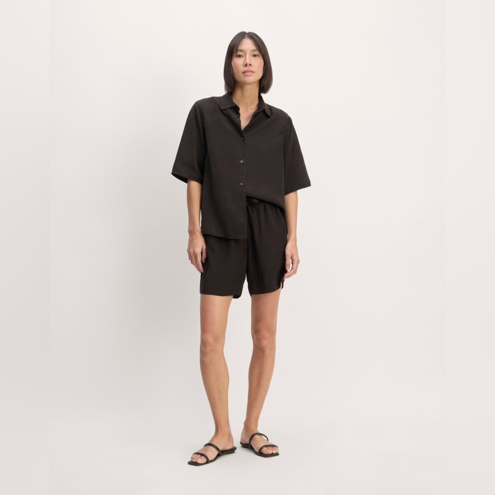 Everlane The Short-Sleeve Shirt in Butterlite - Black XX Small